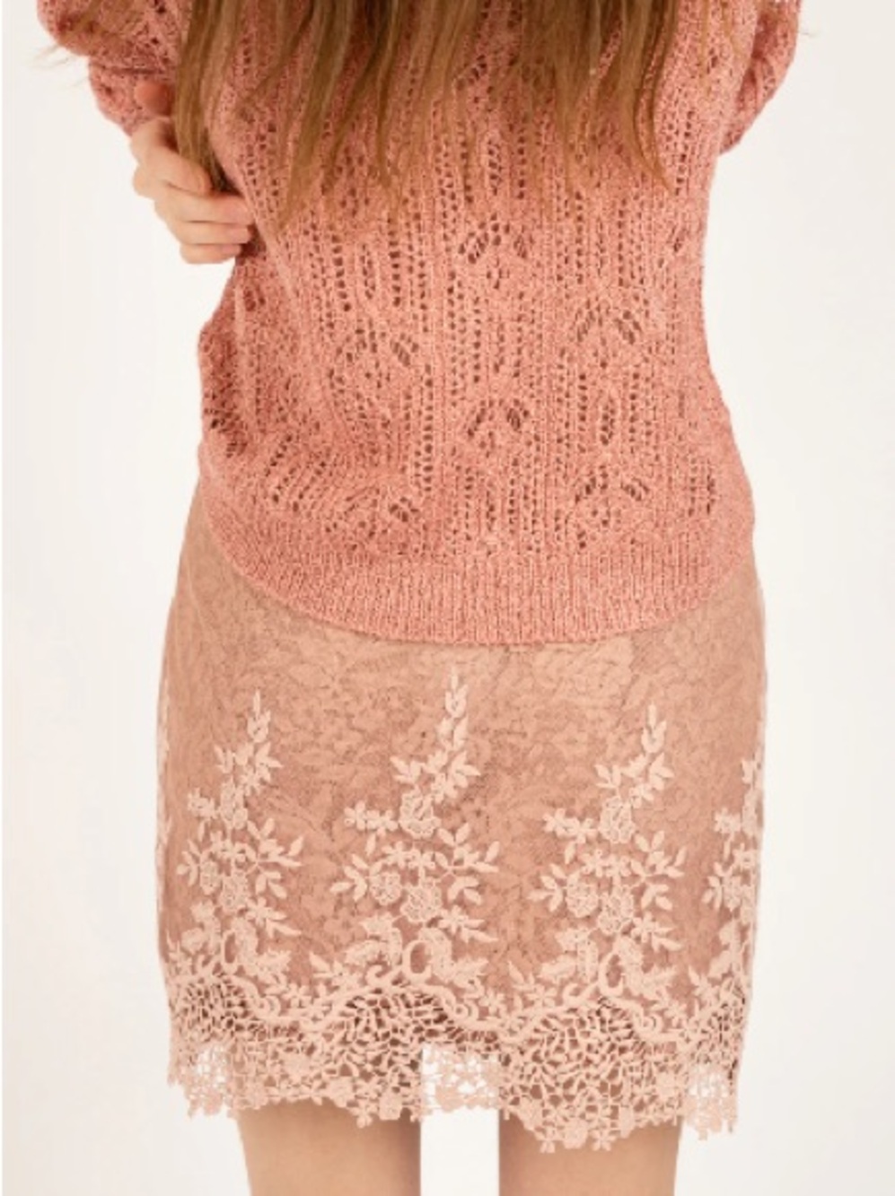 Joyfolie Lace Pencil Skirt in Dusty Rose